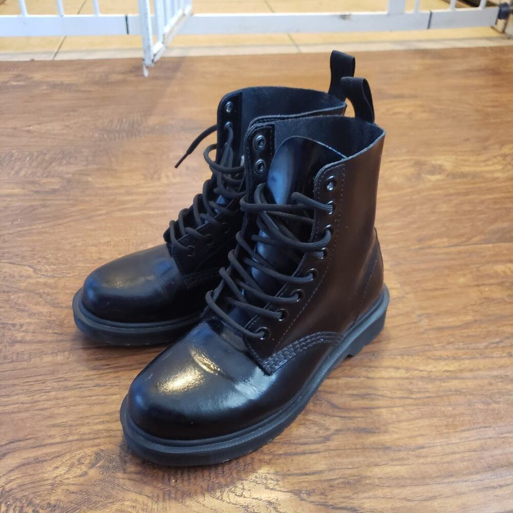 Dr. Martens sz 5 girls older 1460 Combat Boots Black Patent Leather